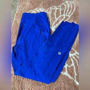 Lulu lemon high rise crop 21” size 8 (medium)